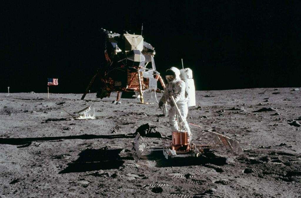 Il 20 Luglio 1969 l'uomo sbarcò sulla luna...mentre il Potenza...
