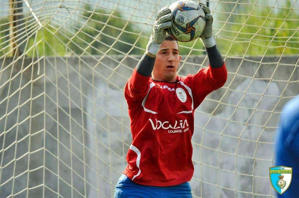 Un portiere canadese per la Cavese.