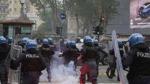 Dopo gli ennesimi scontri del derby Lazio-Roma il Viminale adatterà la linea dura