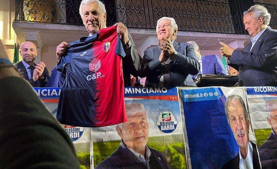 Anche il Ministro degli Esteri Tajani ha festeggiato il ritorno in D del Francavilla sul Sinni