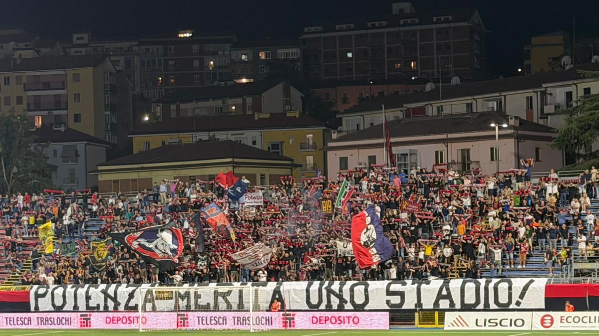 Potenza-Casarano, ingressi a rilento? Diversi tifosi entrano a gara iniziata