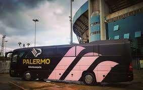 Il Palermo è partito alla volta di Potenza ma stanotte i siciliani dormiranno a Rende