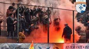Maiori, scontri dopo la partita tra Costa d'Amalfi e Nola...