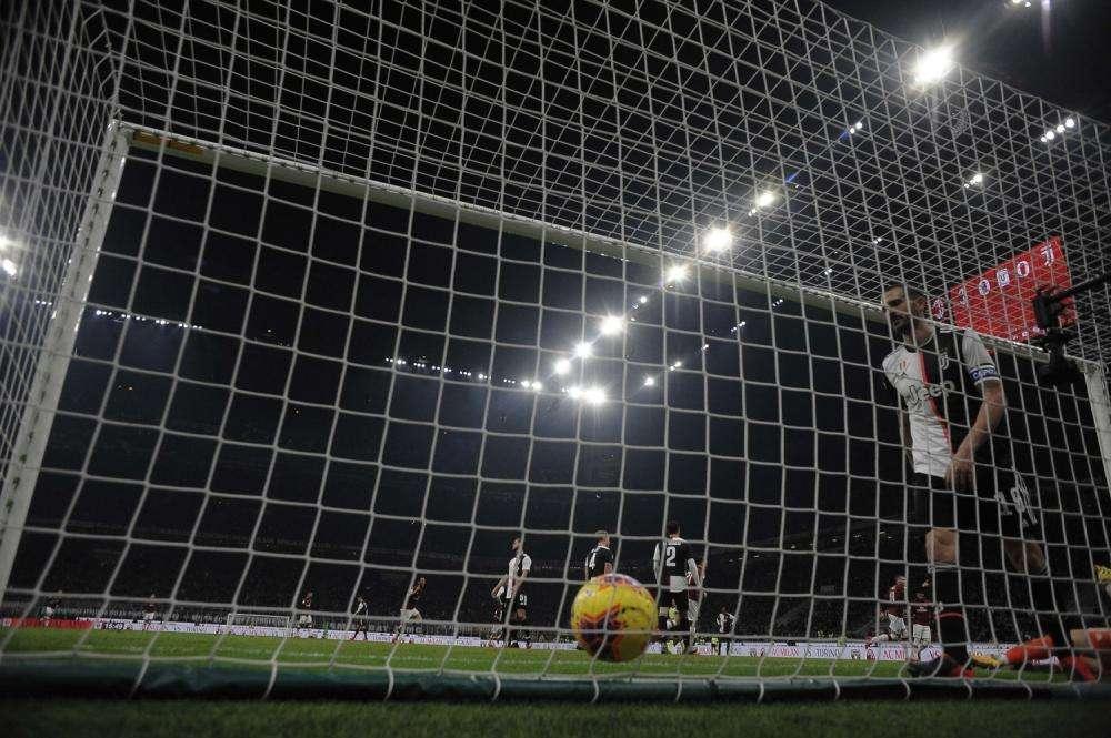 La classifica marcatori, Antenucci allunga