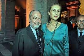 Lady Callejon litiga con la moglie di...