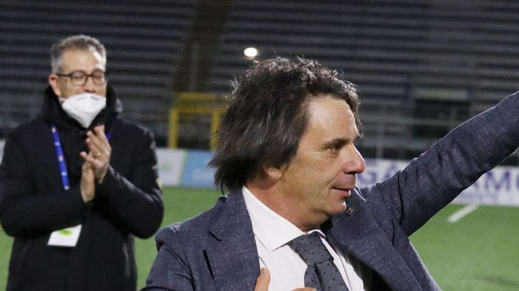 Per Giove! Il presidente del Taranto conferma Capuano ma Ezio non lo sa