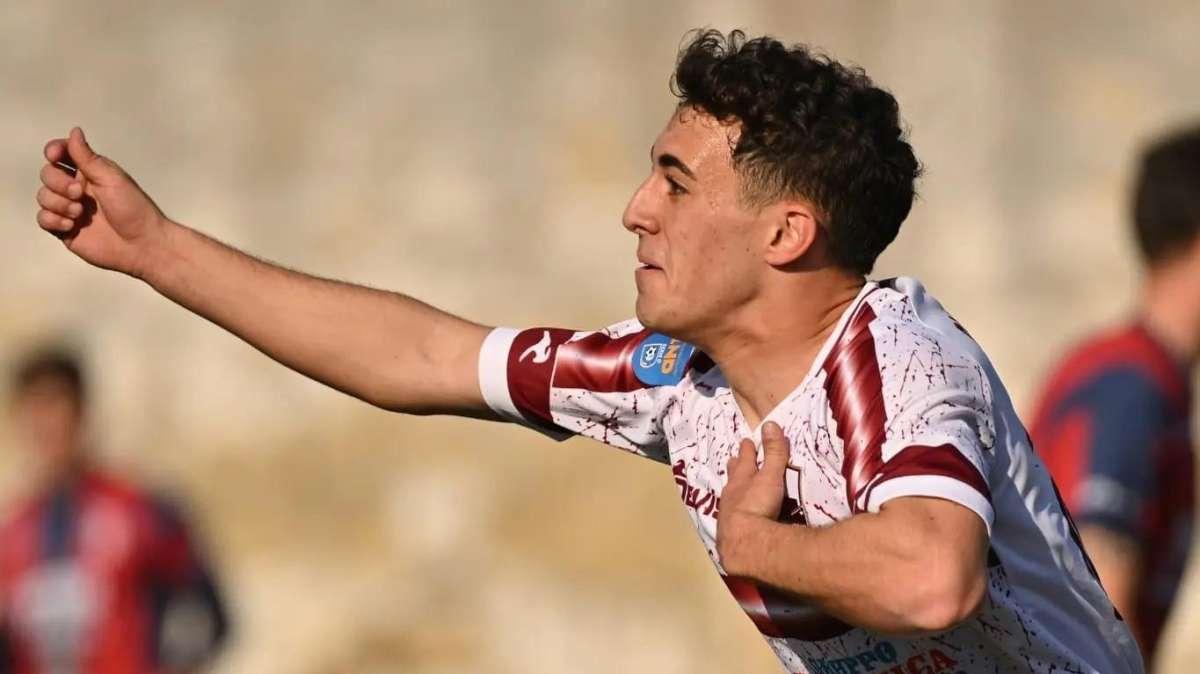 Un giovane centrocampista di Anzi si sta mettendo in mostra in Serie D