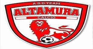 L'Altamura denuncia: "Nostri calciatori presi a pugni con la dirigenza del Gravina che si è comportata in maniera vigliacca»