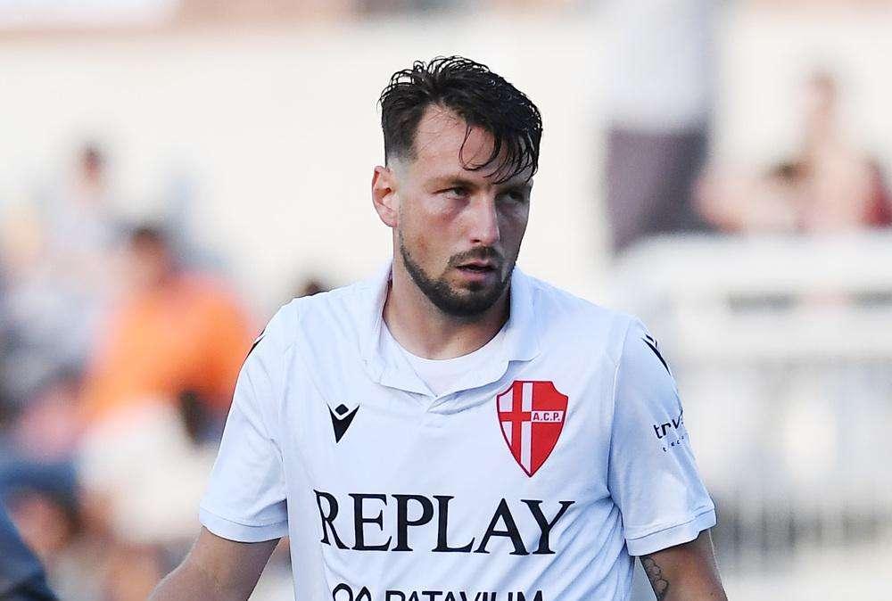 È ancora tempo di mercato... l'attaccante Paponi giocherà ancora in Serie C