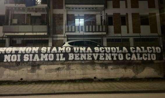 I tifosi del Benevento "si fanno sentire"