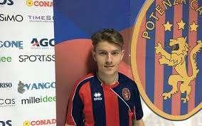 Tulimieri:"E' un onore indossare la maglia del Potenza..."