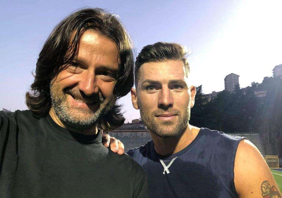 Potenza : Il selfie dell'ufficialità con Caiata, Zampa è un calciatore rossoblu