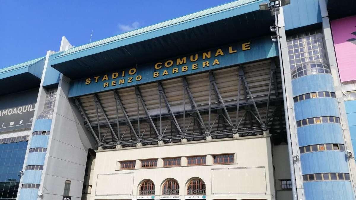 Il Palermo, di rigore, regola la neopromossa Latina