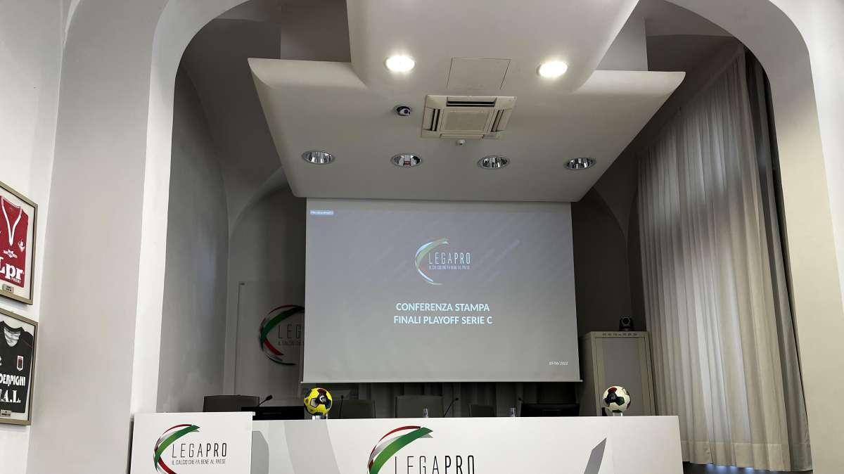 Serie C, rinviata la compilazione dei calendari