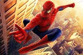Capuano si trasforma in Spider-Man...