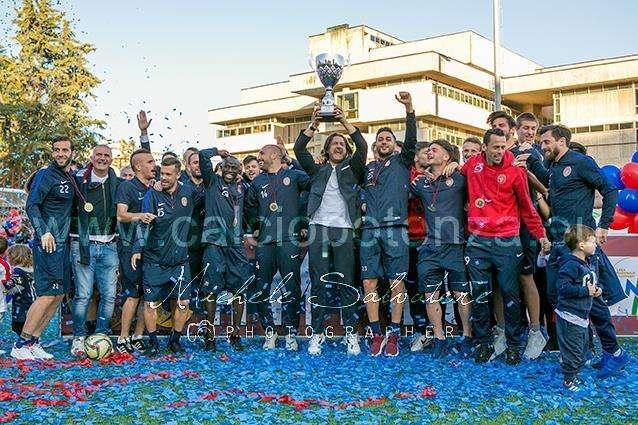 Sabato la coppa del Potenza Calcio alla mostra di Maglie e Cimeli... e ci sarà anche Lolaico...