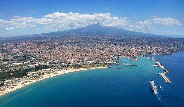 Il Potenza nel pomeriggio è arrivato a Catania...