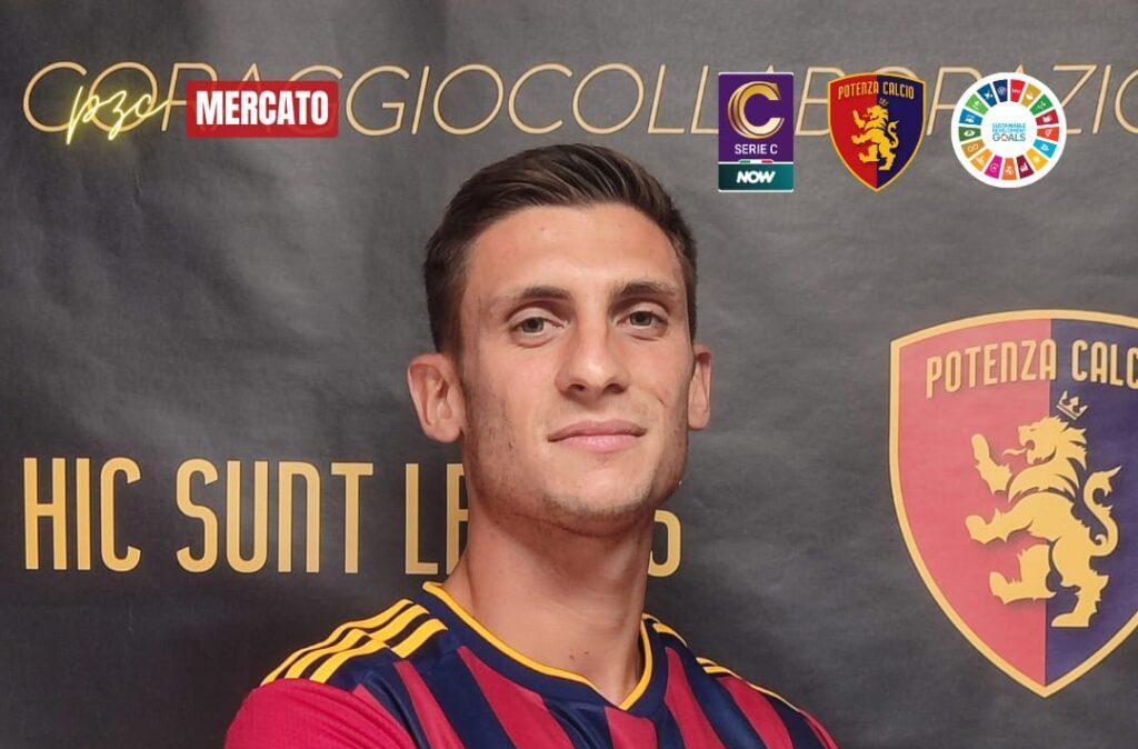 Riggio saluta Potenza: «Da oggi avrete un tifoso in più». Si chiude il biennio del capitano rossoblù