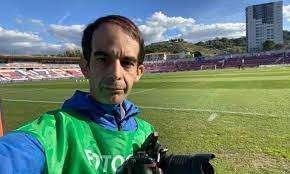 Cosenza, fotografo bullizzato da uno steward allo stadio San Vito-Marulla: “umiliato per il mio aspetto fisico”