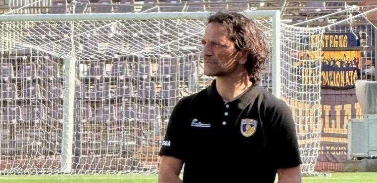 Giugliano, esonerato Mirko Cudini, per Capuano manca l'annuncio ufficiale