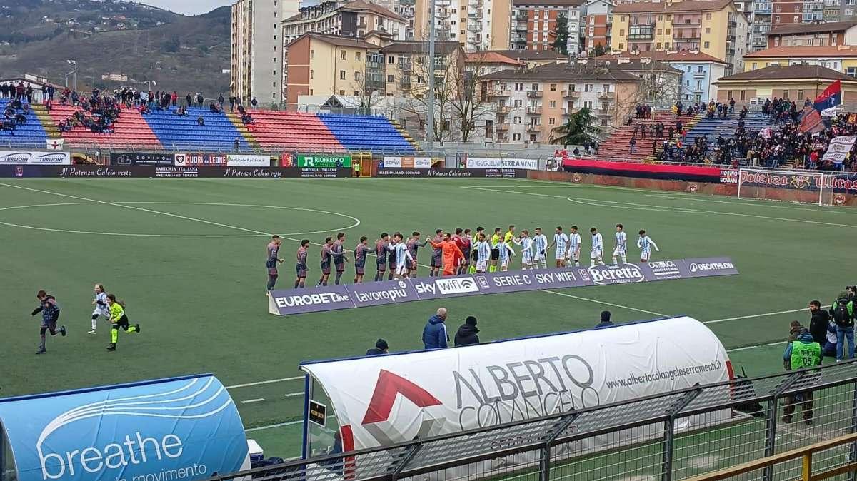 Salernitana sculacciata al "Viviani", la partita vista dalla Campania