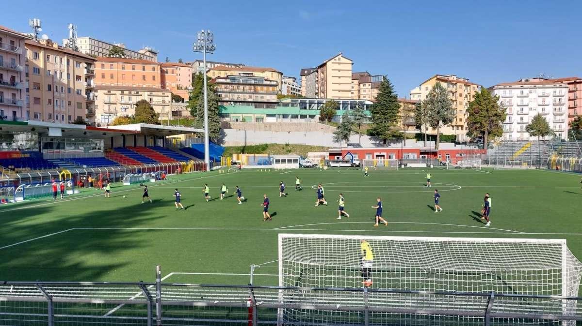 Il Sorrento è pronto per giocare le sue gare "casalinghe" al "Viviani" di Potenza