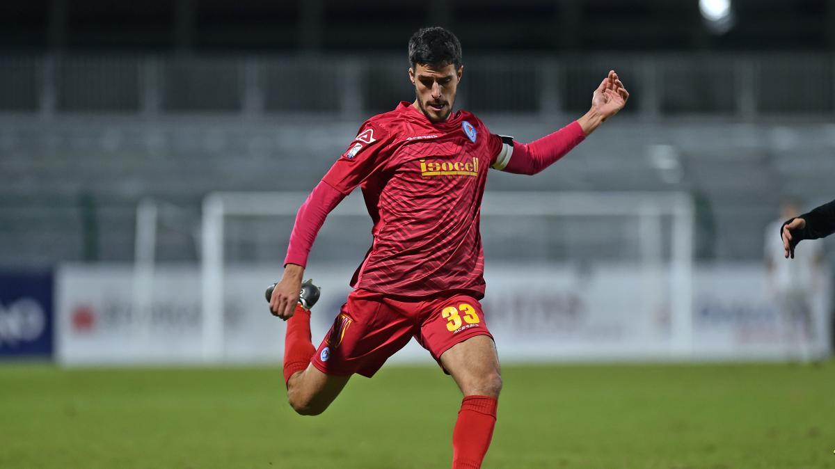 Potenza, occhi su Diego Borghini: il difensore del Benevento nel mirino dei rossoblù