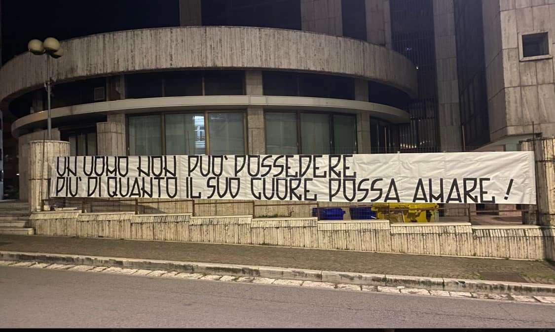 TRE STRISCIONI PER IL PRESIDENTE DONATO MACCHIA