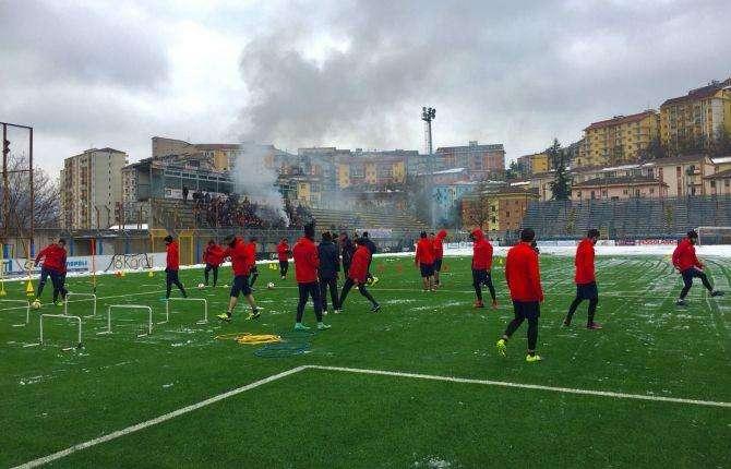 Alla ripresa dei lavori il Potenza accolto dal calore dei tifosi...