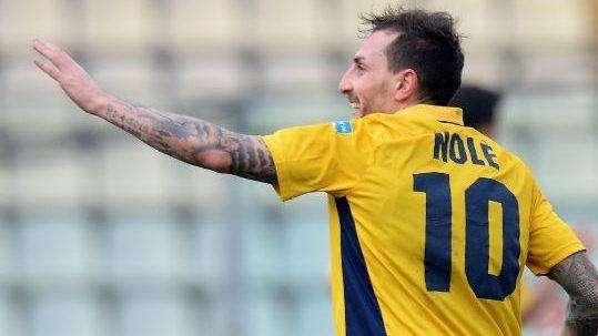Nolè saluta Capuano: ecco i club che si contendono il fantasista potentino.