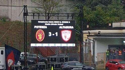 E al "Viviani" spunta anche...