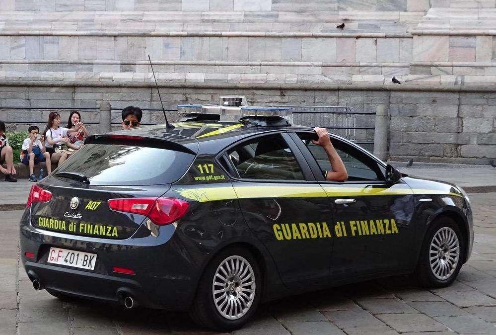 Sgominato gruppo di riciclatori dei proventi della criminalità foggiana