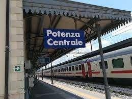Potenza, tragedia nei pressi della stazione centrale: anziano muore dopo essere stato investito da un treno