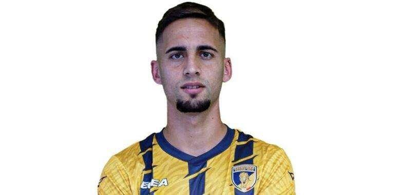 UFFICIALE- Giugliano Sergio Maselli si trasferisce all' AZ Picerno