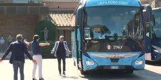Vialli, il ritardo e il bus... l'Italia ha un rito scaramantico