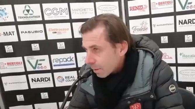 Il mister della Triestina Gautieri: "Orgoglioso di questi ragazzi, arrabbiato per il rigore non assegnato"