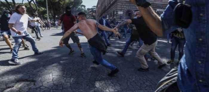 Finisce "male" la manifestazione ultras tenutasi oggi a Roma al Circo Massimo