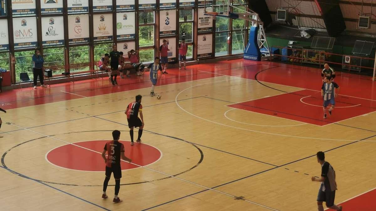 Calcio a 5, il Potenza batte il Mirto, ora testa ai play out