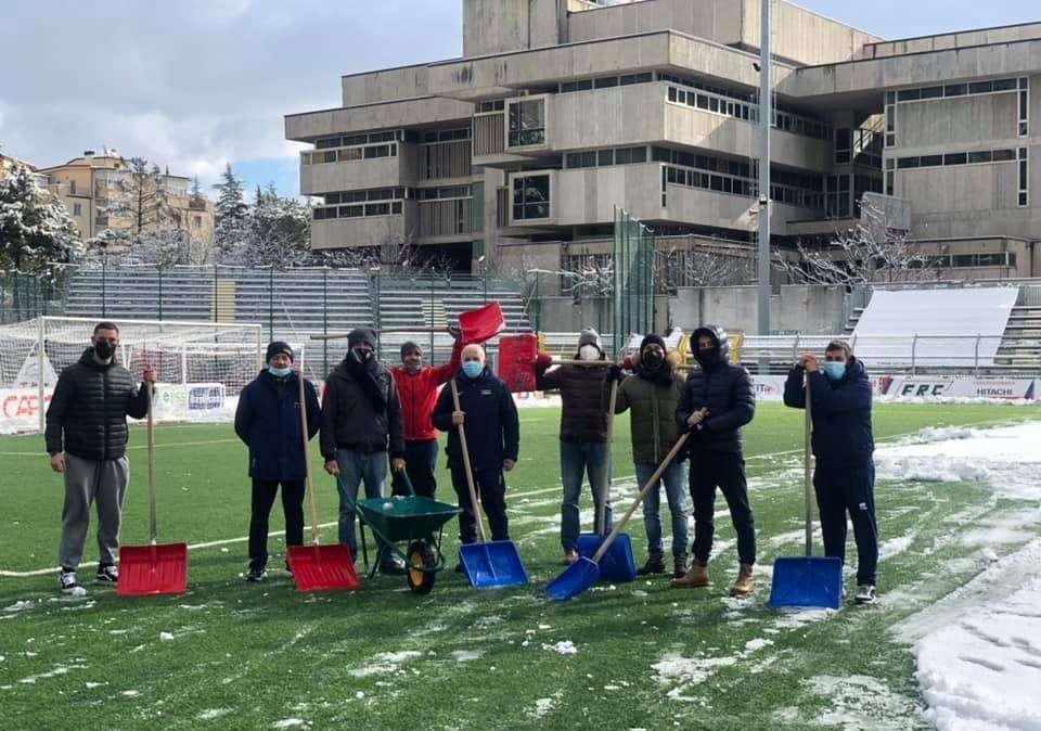 Potenza: "Ai veri leoni battiamo le mani"