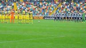 Su molti campi di calcio fischiato il minuto di silenzio in onore del presidente Ciampi...