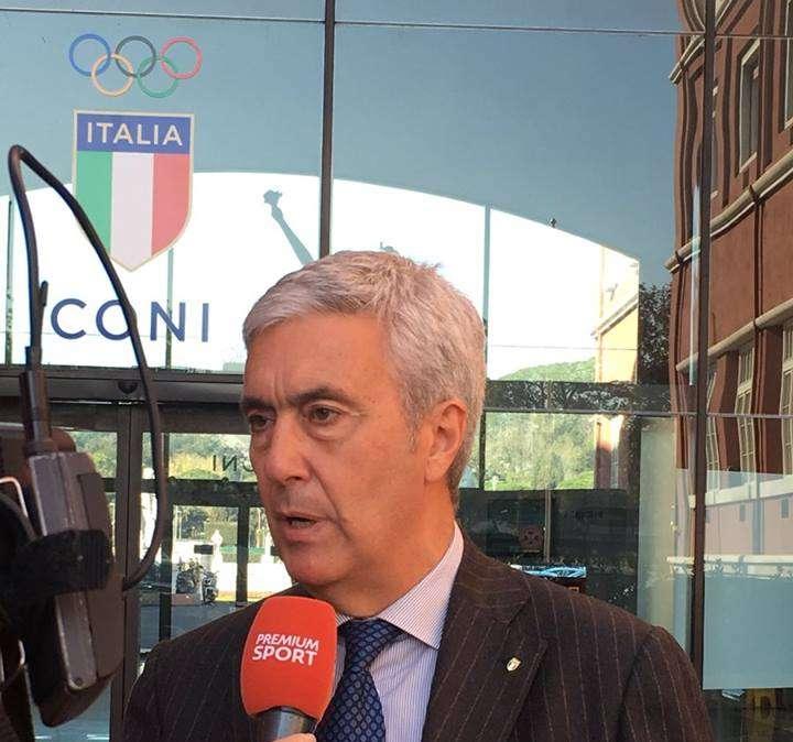 Il presidente della Lnd Sibilia ha parlato questa mattina alla...
