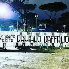 La Curva Nord contro i Maneskin: lo striscione dei tifosi della Lazio contro Damiano