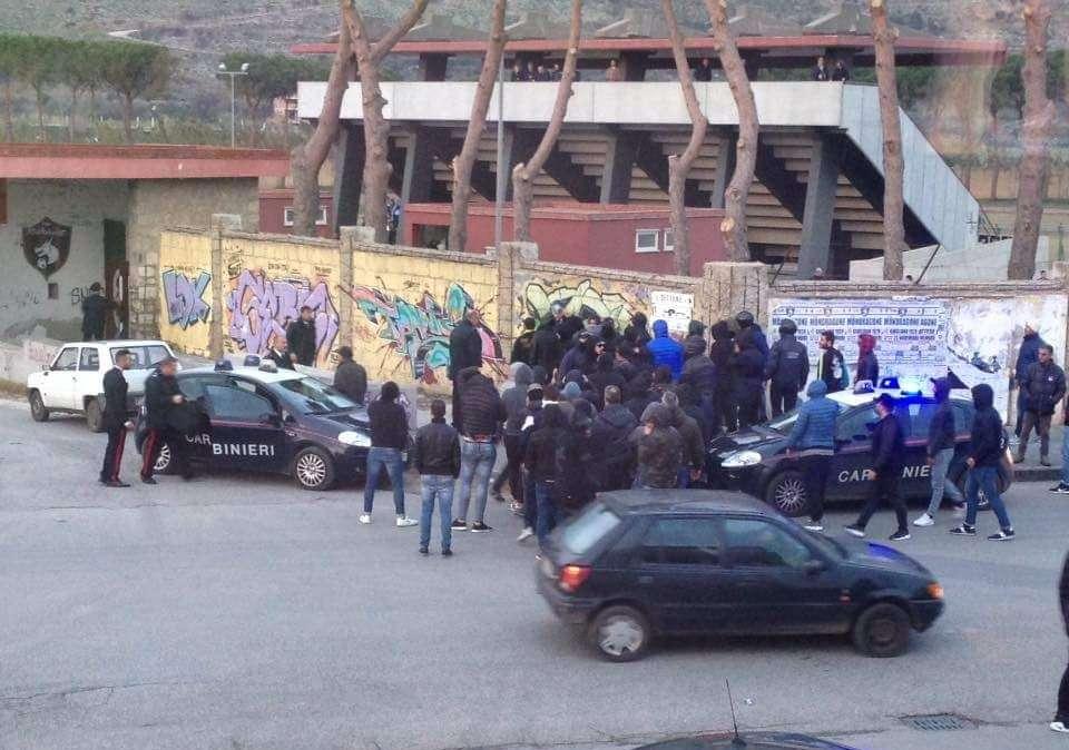Tensione al termine del derby di Eccellenza campano Mondragone-Giugliano...