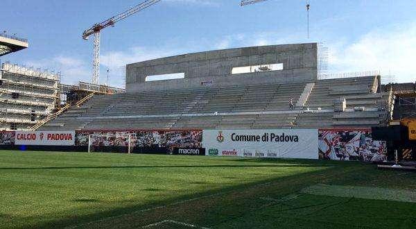 Padova, la nuova curva potrebbe essere pronta già per i play off