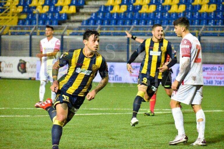 Potenza fai attenzione! La Juve Stabia ha un Bentivegna da record