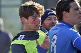 Follia al Viareggio, sassi contro i calciatori dell'Empoli...