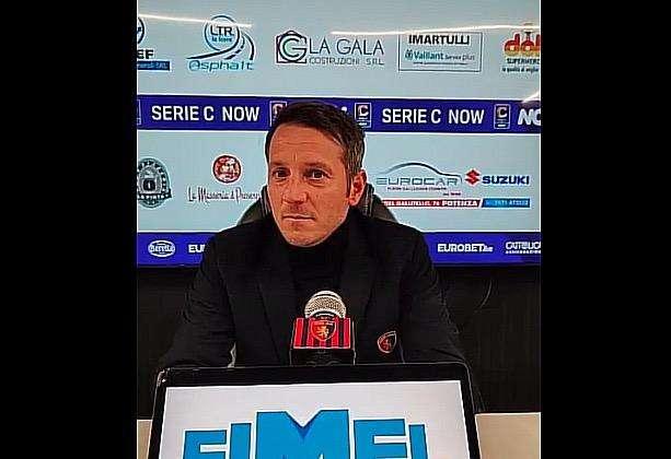 Potenza, mister De Giorgio: "Abbiamo vinto una partita importantisima"