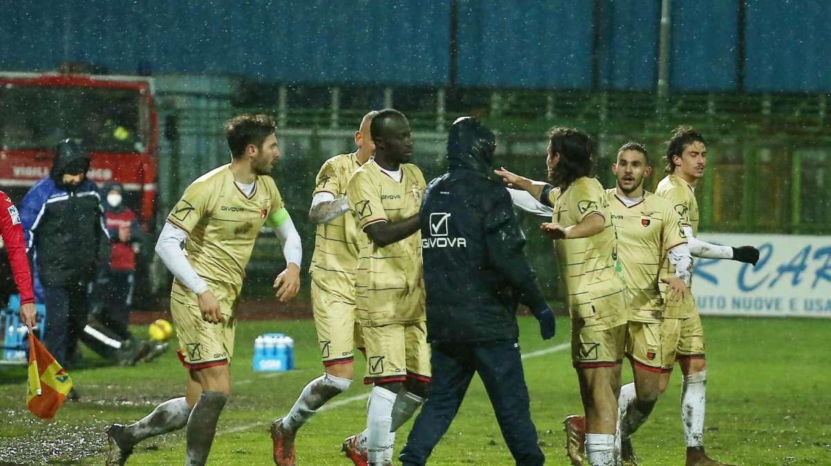 Casertana - Viterbese si rigioca, ma è un pesce d'aprile