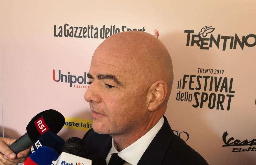 Infantino presidente Fifa: "Il calcio? La salute viene prima di tutto".