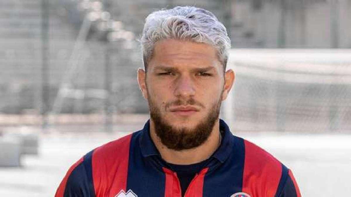 Coppa Italia Frecciarossa, l'Empoli cala il poker al Catanzaro con l'ex Potenza Giovanni Volpe che ha giocato titolare tra le fila dei giallorossi 